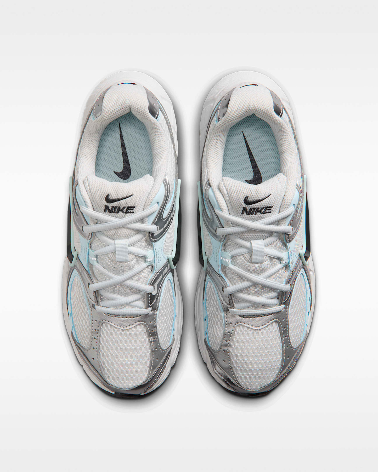 Nike V5 RNR Yansıtıcı Tasarım Vurgulu Kadın Ayakkabısı - Grey Fog/Off White/Glacier Blue/Anthracite