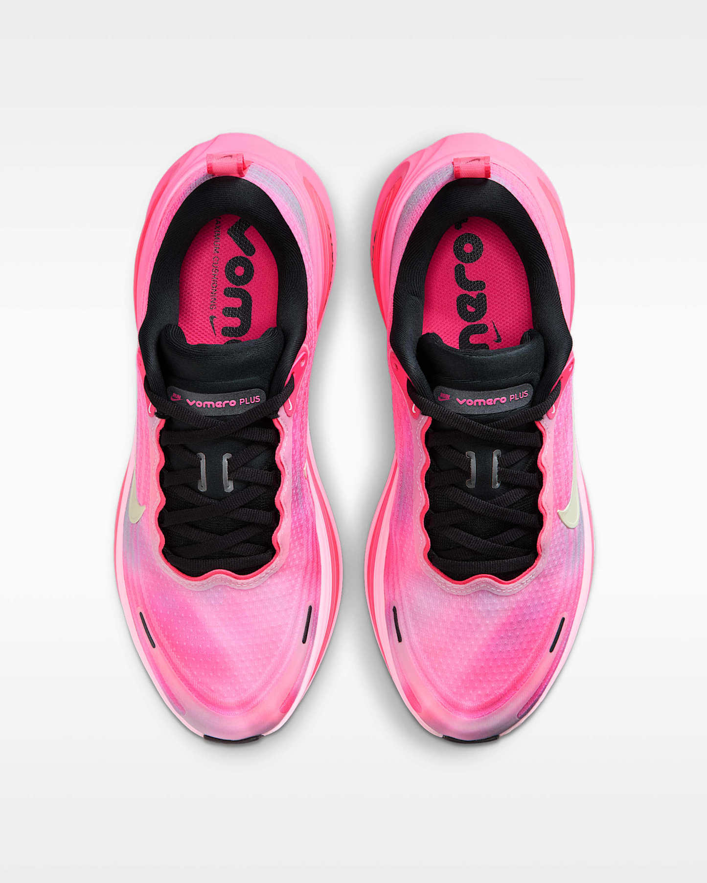 Nike Vomero Plus Kadın Yol Koşu Ayakkabısı - Pearl Pink/Pink Glow/Hyper Pink/Summit White