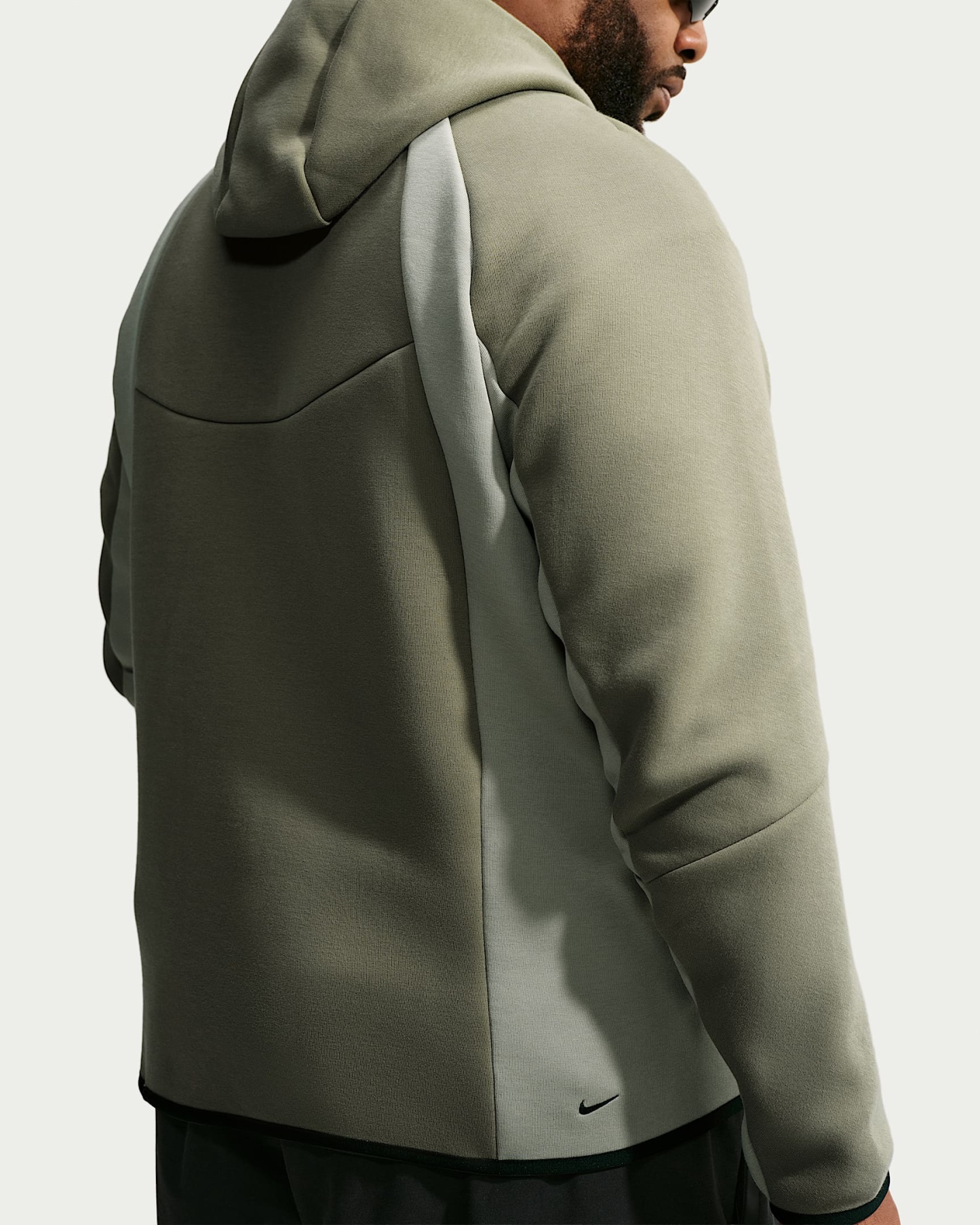 Nike Tech Renk Bloklu Tam Boy Fermuarlı Fleece Windrunner Erkek Ceketi - Silver Sage/Jade Horizon/Siyah