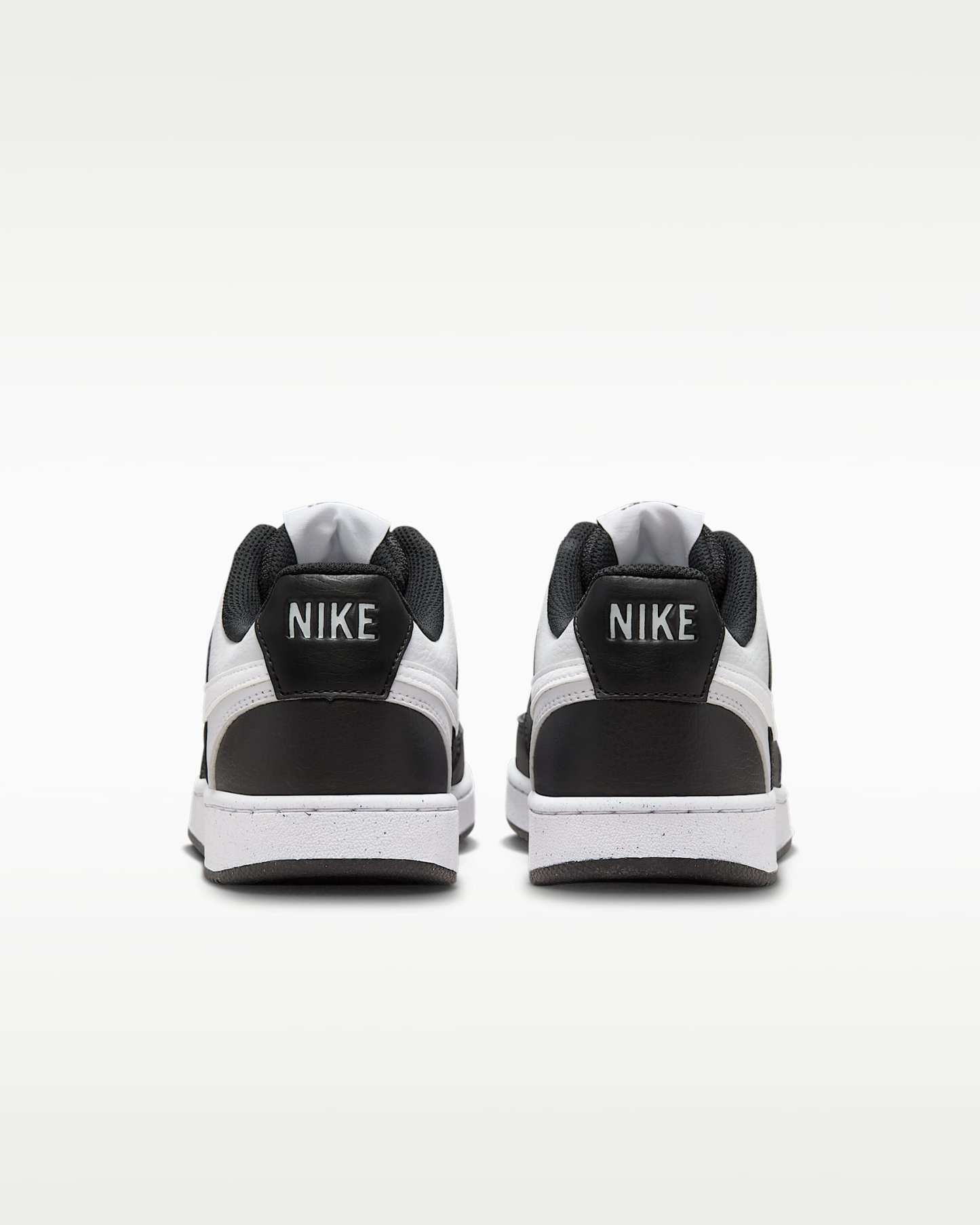 Nike Court Vision Low Next Nature Kadın Ayakkabısı - Siyah/Beyaz