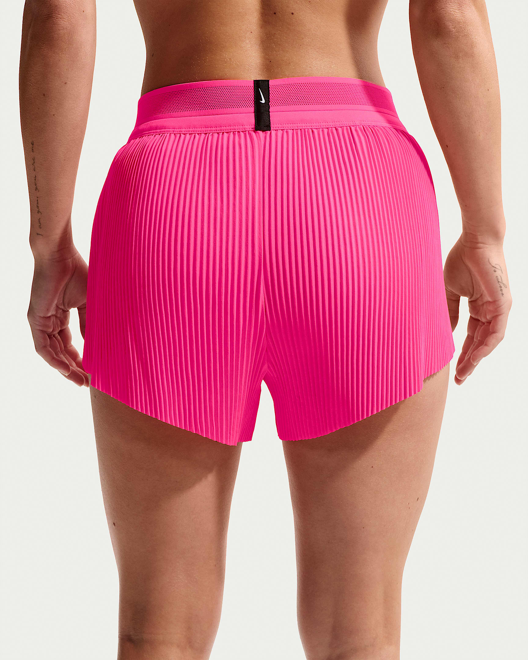 Nike AeroSwift Dri-FIT ADV Normal Belli 8 cm Slip Astarlı Kadın Koşu Şortu - Hyper Pink/Siyah