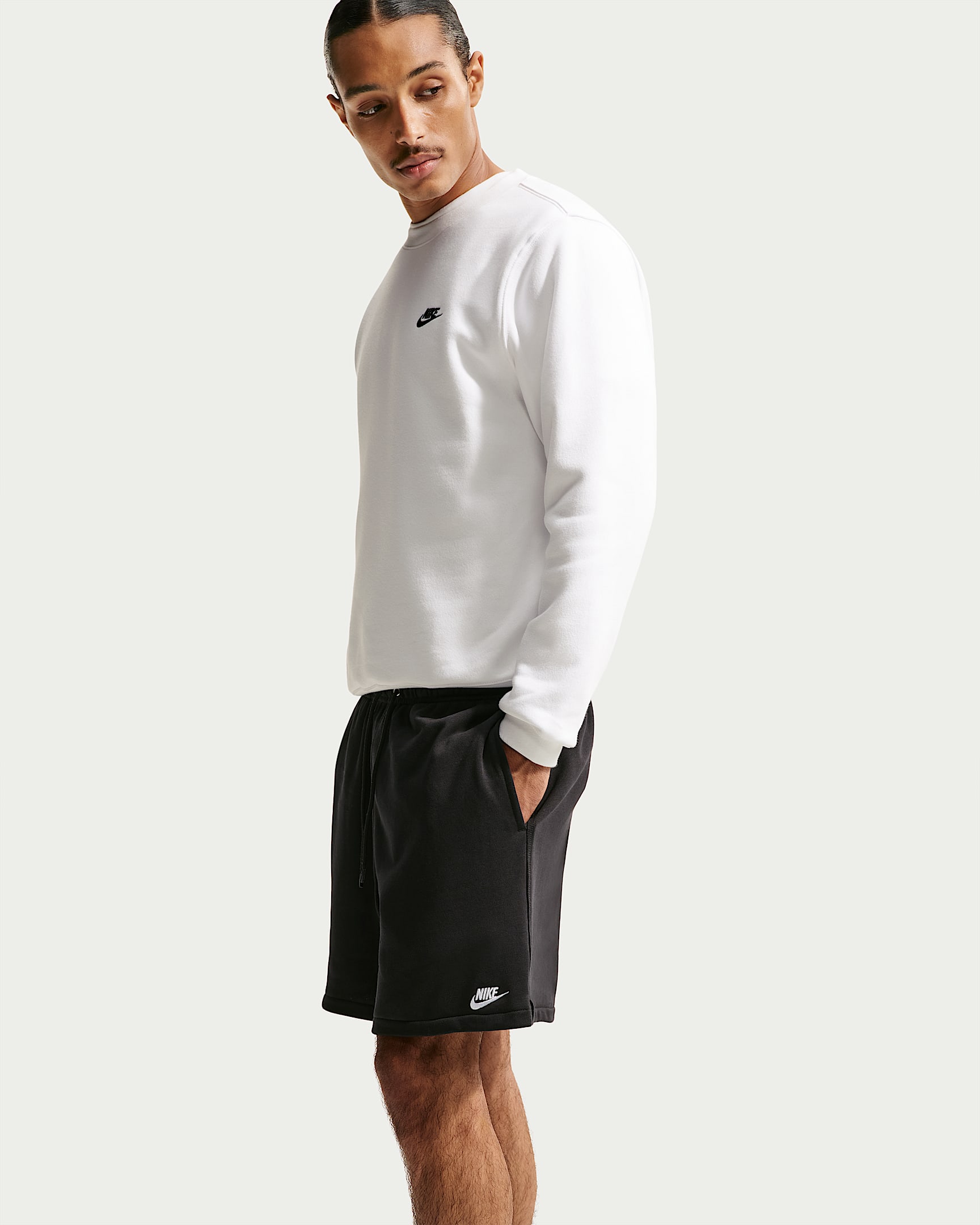 Nike Club Bol Kesimli Fransız Havlu Kumaşı Erkek Şortu - Siyah/Siyah/Beyaz