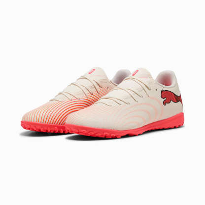 FUTURE 9 PLAY TT UNISEX Krampon - Sugared Almond-PUMA White-Ultra Red-PUMA Black - 109174_01 - Görsel 2