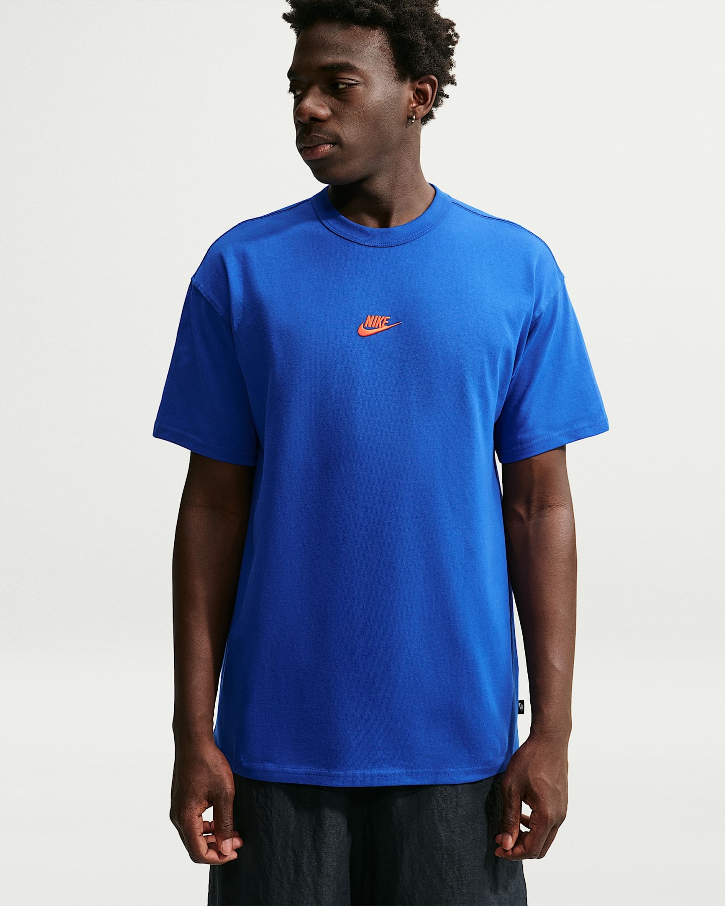 Nike Sportswear Premium Essentials Erkek Tişörtü - Old Royal