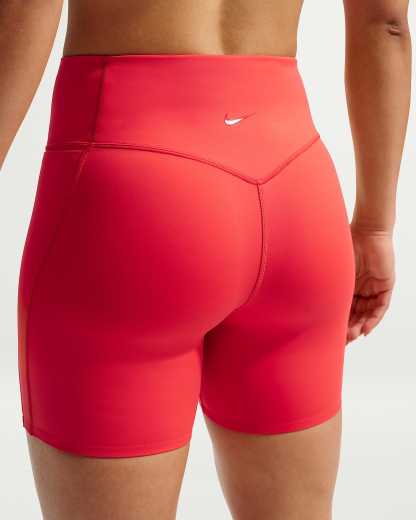 Nike Universa Yüksek Belli Ön Dikişsiz 13 cm Kadın Bisiklet Şortu - Light Crimson/University Red/University Red