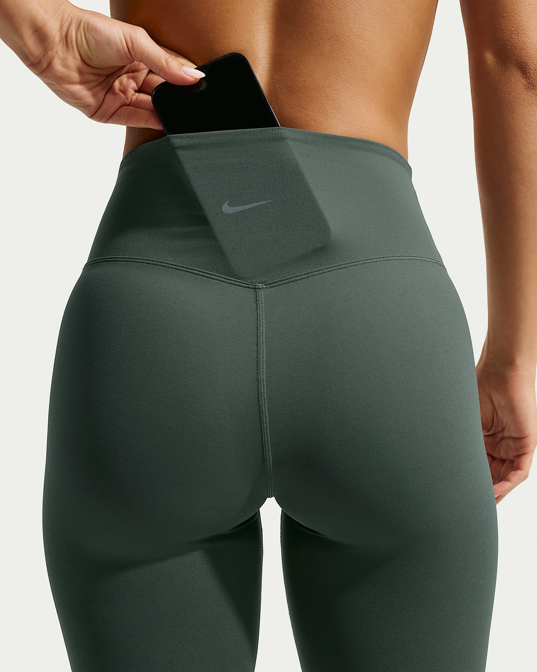 Nike Zenvy Yüksek Belli 20 cm Kadın Bisiklet Şortu - Camo Green/Beyaz