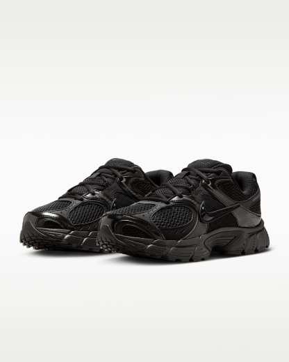 Nike V5 RNR Yansıtıcı Tasarım Vurgulu Kadın Ayakkabısı - Siyah/Anthracite/Siyah