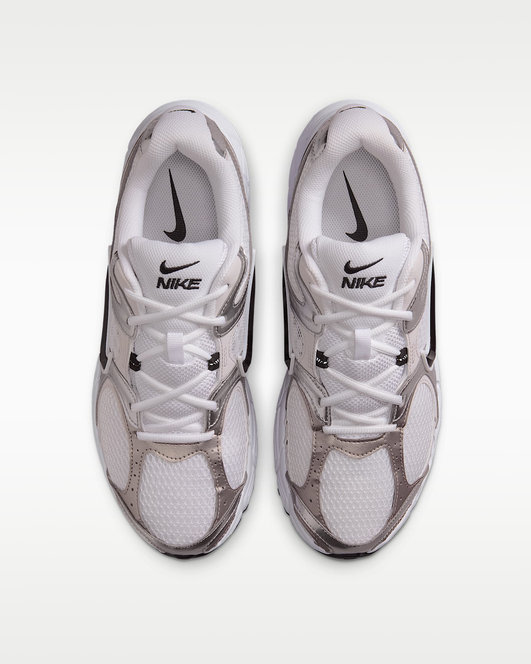 Nike V5 RNR Erkek Ayakkabısı - Beyaz/Vast Grey/College Grey/Siyah