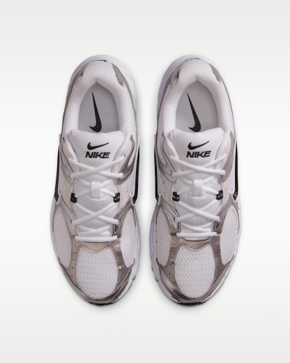 Nike V5 RNR Erkek Ayakkabısı - Beyaz/Vast Grey/College Grey/Siyah