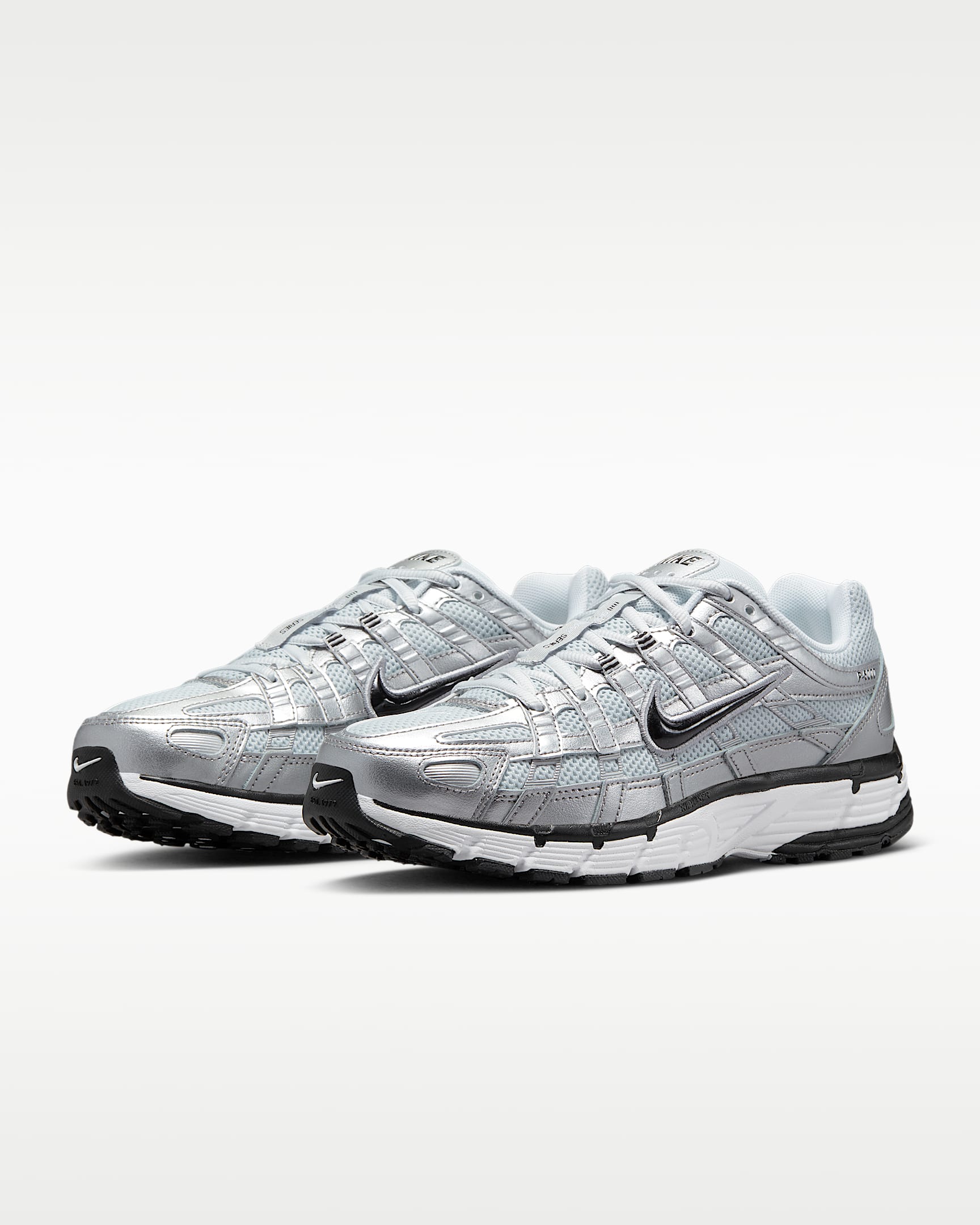 Nike P-6000 Ayakkabı - Beyaz/Metallic Silver/Pure Platinum/Siyah