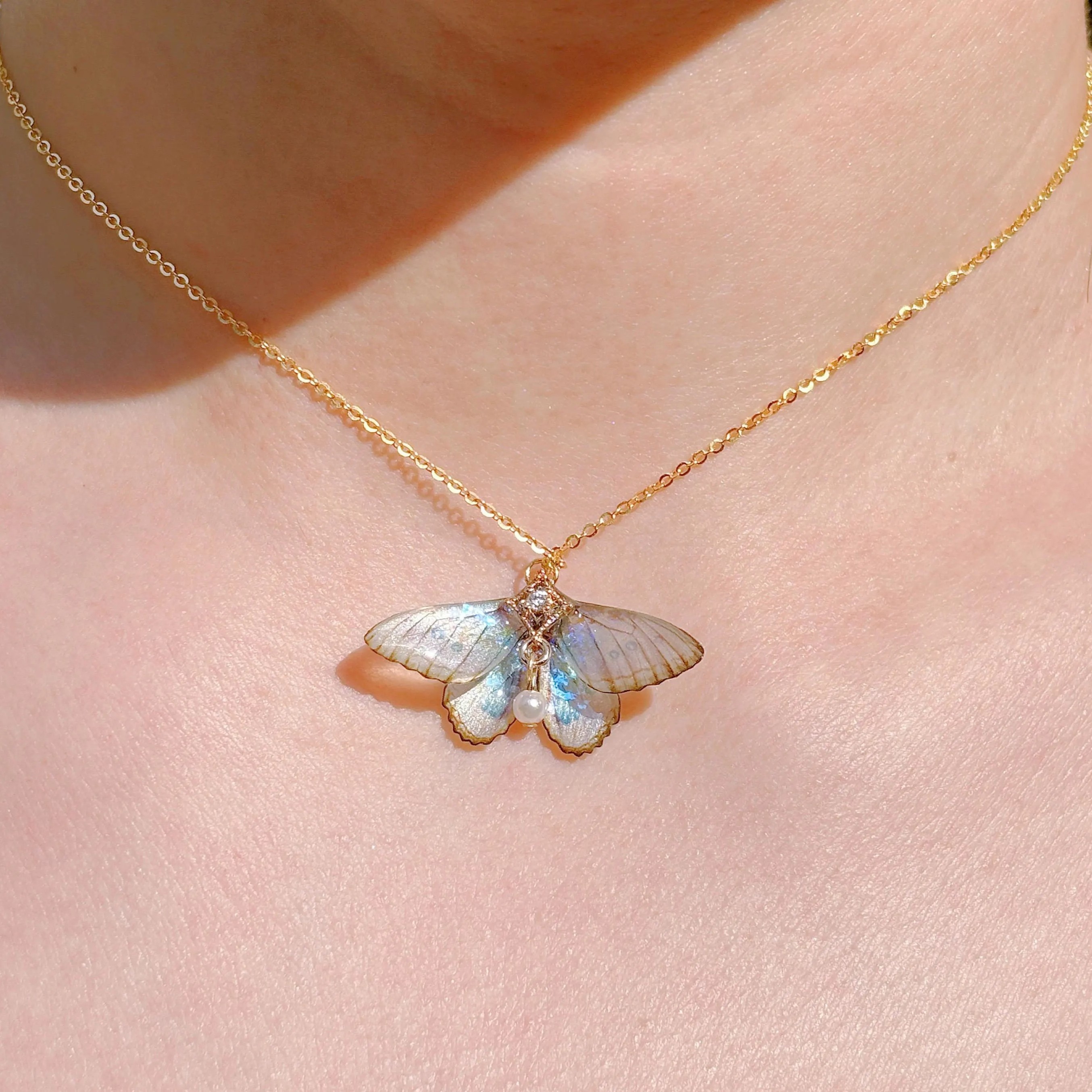 🦋Iridescent Moth Necklace