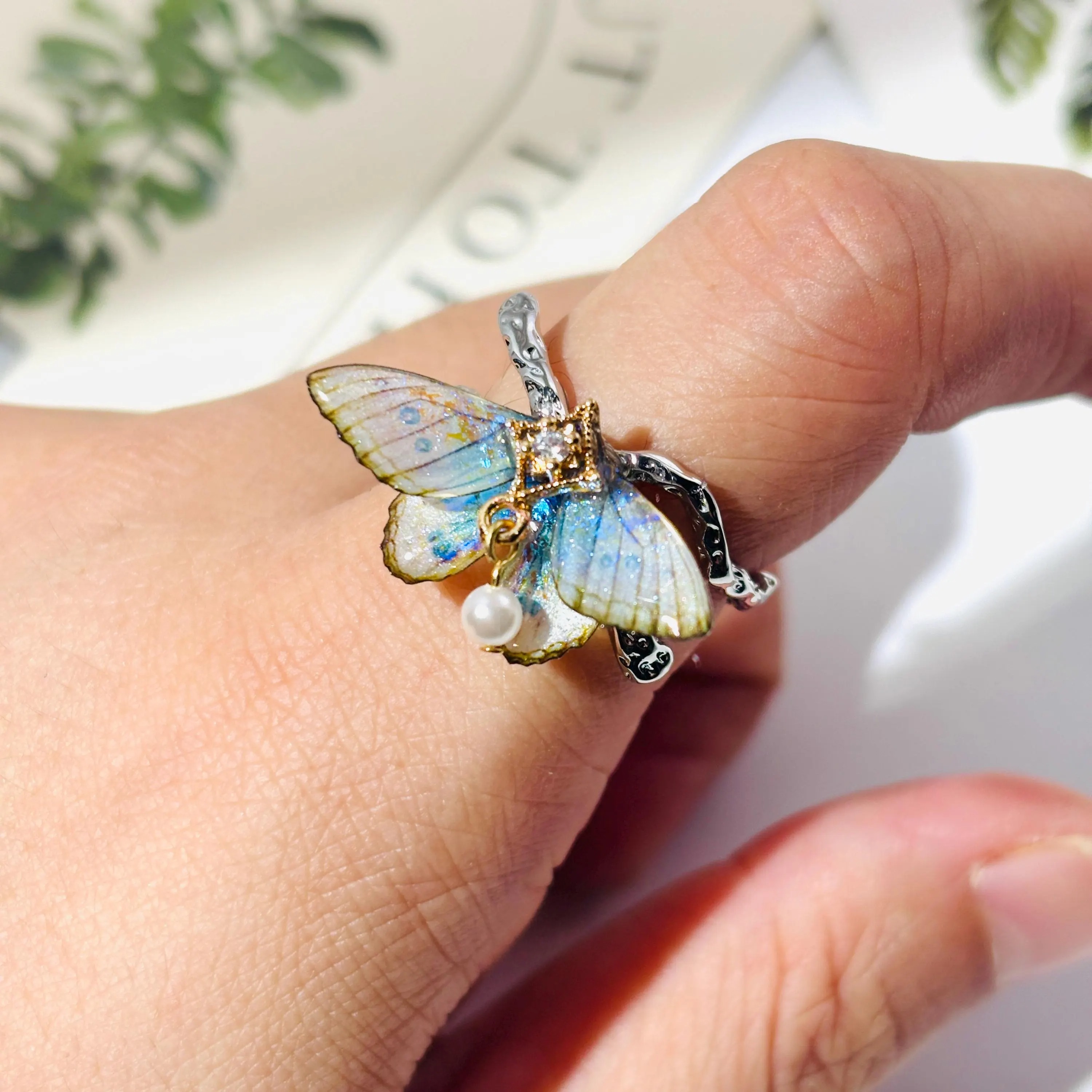 🦋 Iridescent Moth Ring