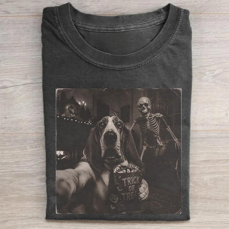Funny Halloween Scary Basset Hound And Skeleton T-shirt