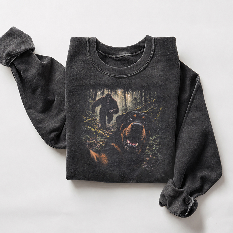 Rottweiler Bigfoot Selfie Sweatshirt