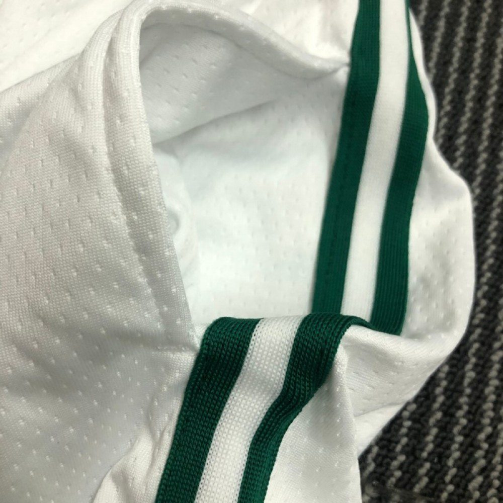 Men's Boston Celtics White 2021/22 Swingman Shorts Association Edition - view 4