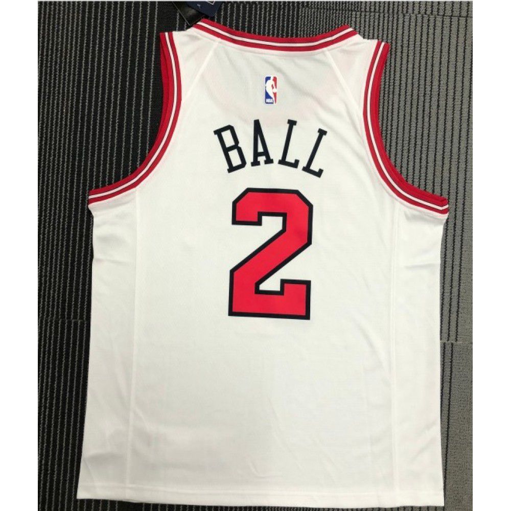 Men's Chicago Bulls Lonzo Ball #2 White Swingman Jersey Association Edition - view 4