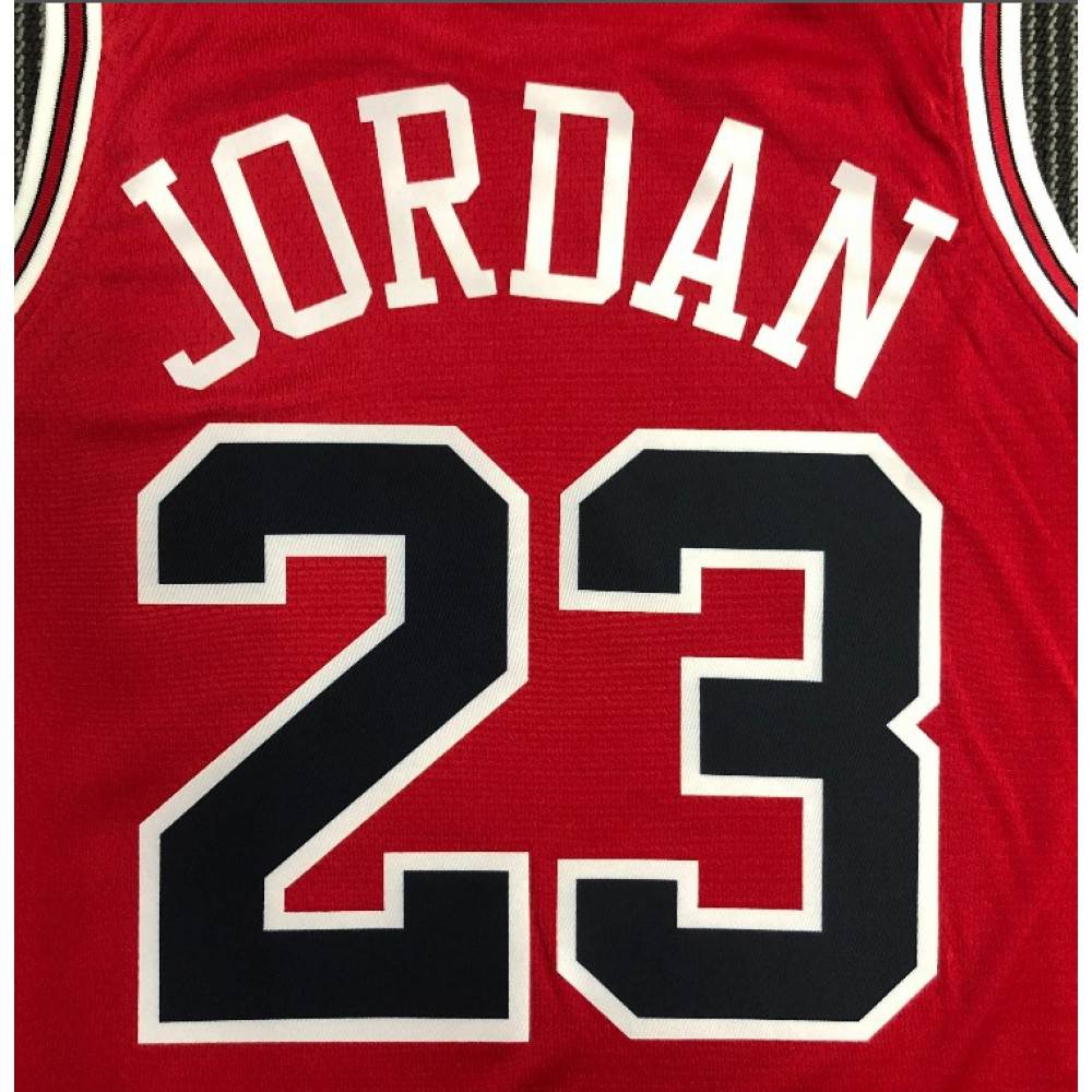Men's Chicago Bulls Michael Jordan #23 Red 2021 Swingman NBA Jersey Icon Edition - view 4