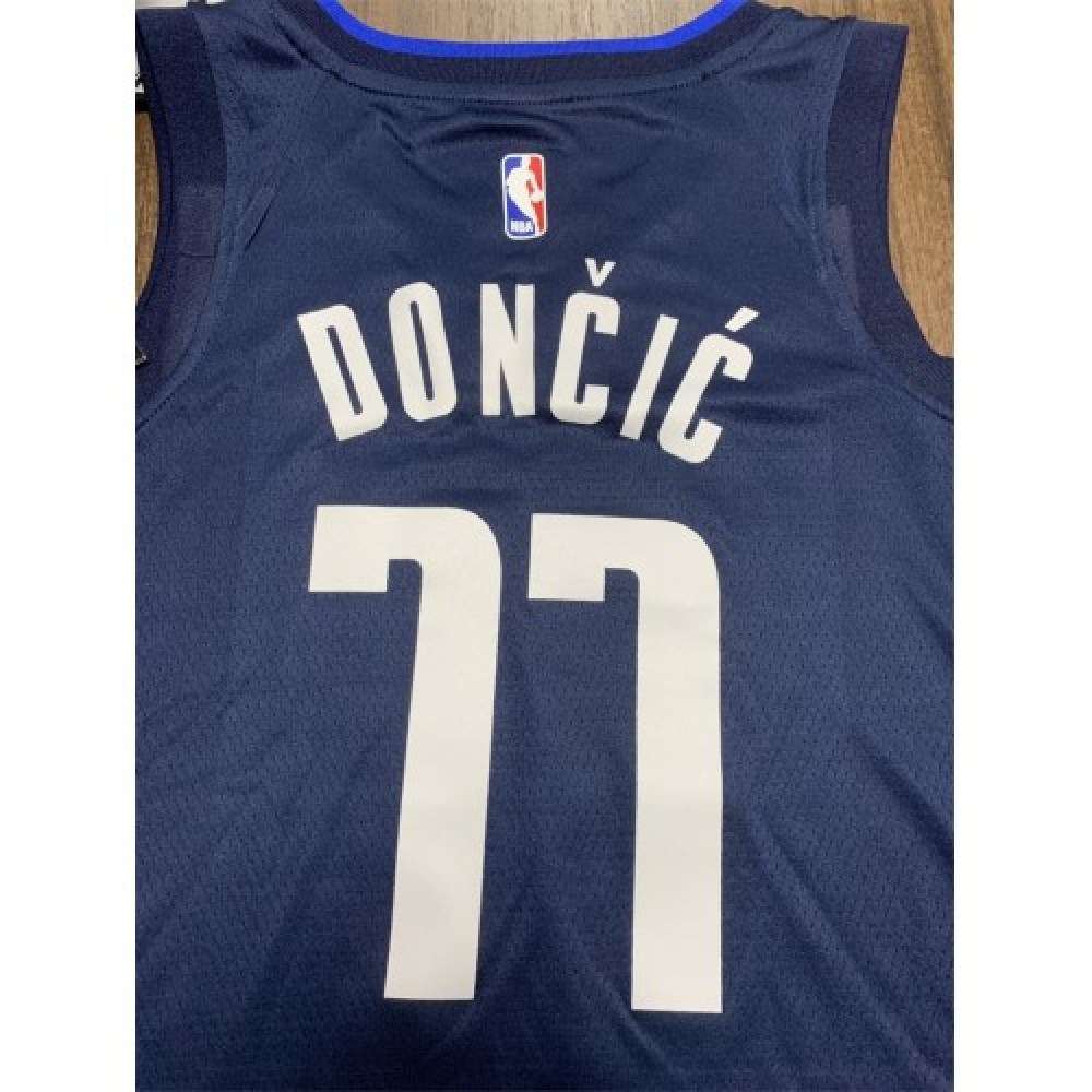 Men's Dallas Mavericks Luka Doncic #77 Navy Finished Swingman Jersey Statement Editon - view 4