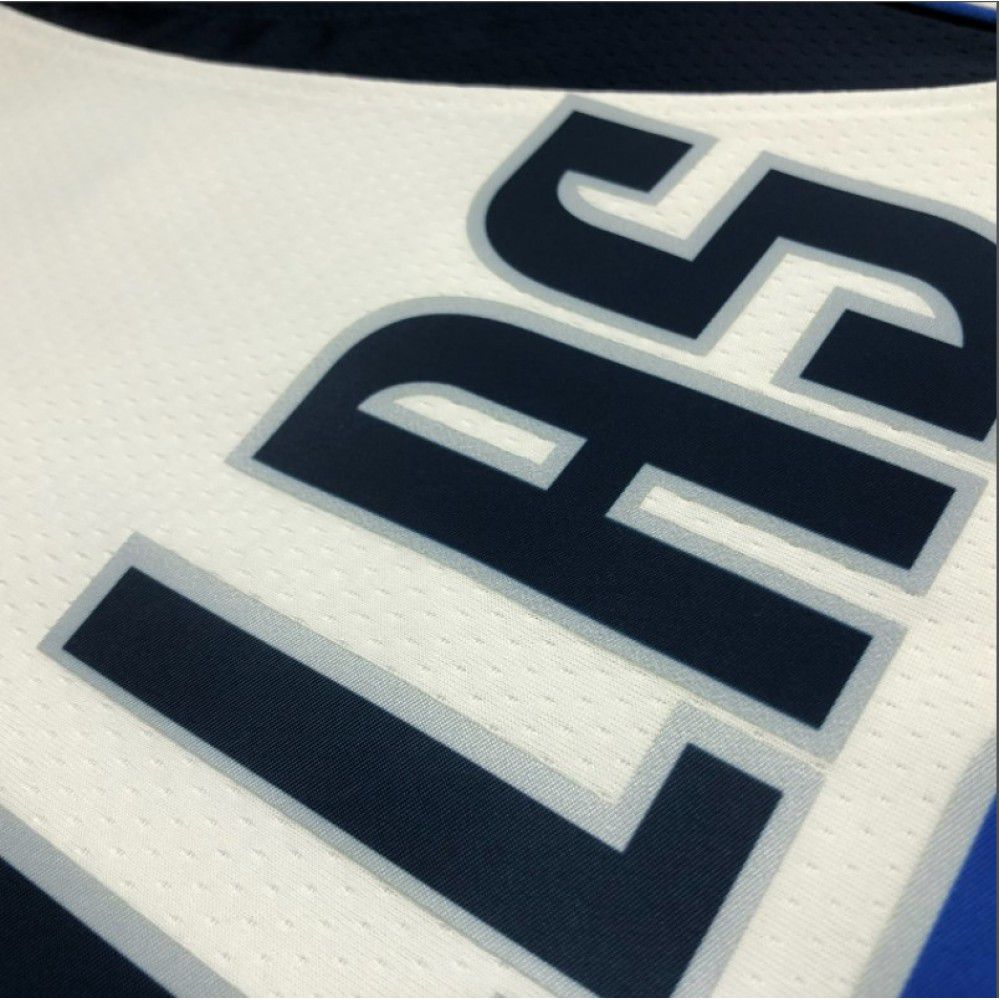 Men's Dallas Mavericks Dirk Nowitzki #41 White 2021/22 Swingman NBA Jersey Icon Edition - view 5