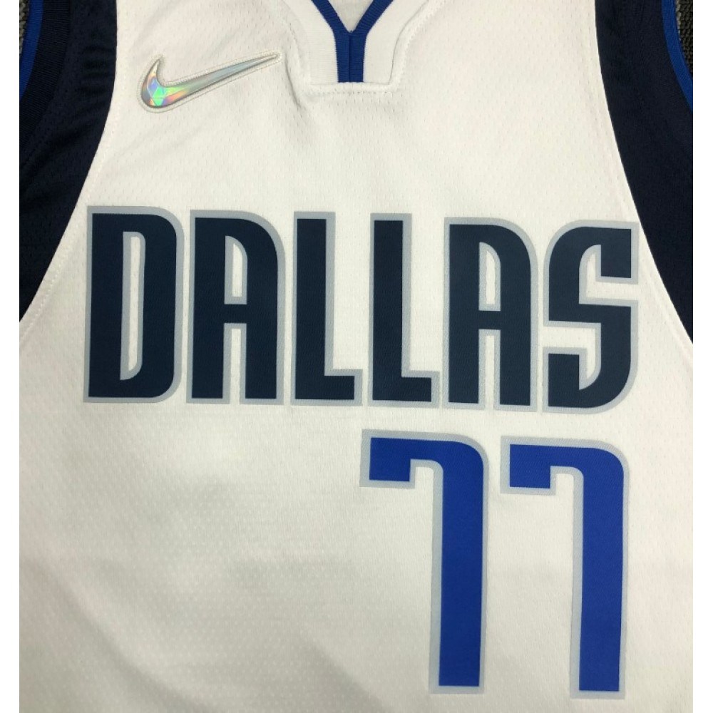 Men's Dallas Mavericks Luka Doncic #77 White 2021/22 Swingman NBA Jersey Icon Edition - view 3