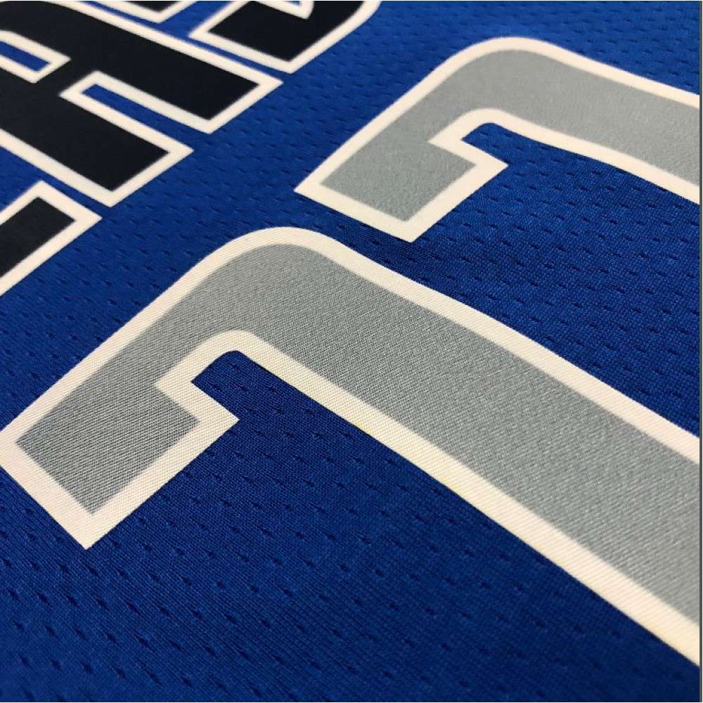 Men's Dallas Mavericks Luka Doncic #77 Blue 2021/22 Swingman Jersey Icon Edition - view 5