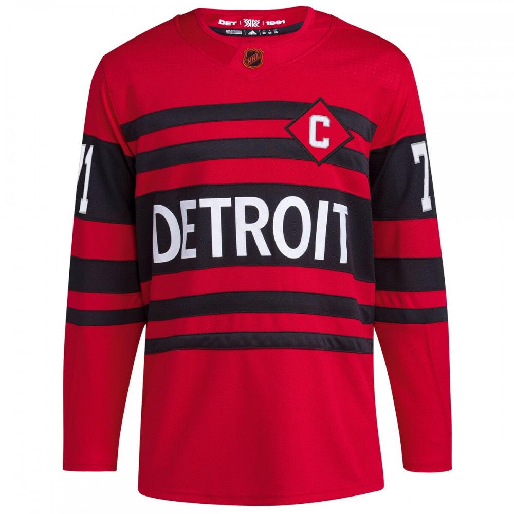 Dylan Larkin Detroit Red Wings Reverse Retro 2.0 Athletic Fit Player Jersey Red - view 2