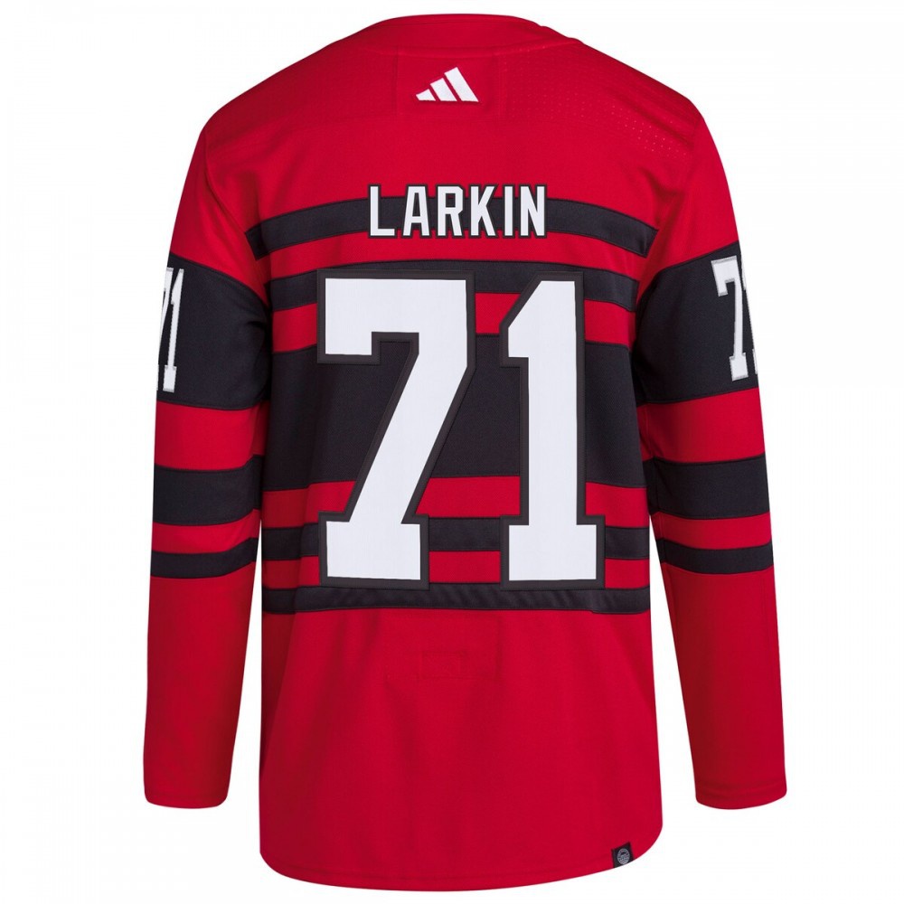 Dylan Larkin Detroit Red Wings Reverse Retro 2.0 Athletic Fit Player Jersey Red - view 3