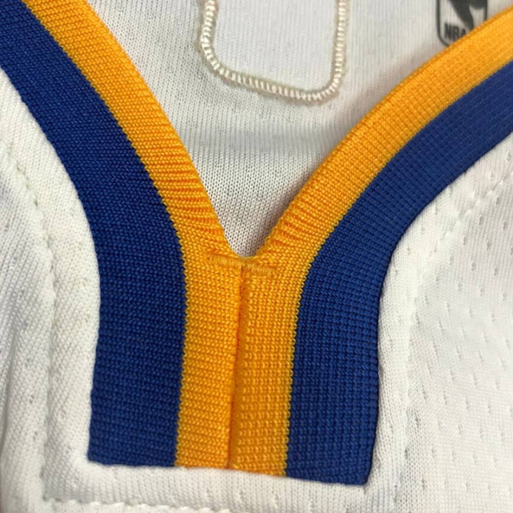 Men's Golden State Warriors Jordan Poole #3 White 2021/22 Swingman NBA Jersey Association Edition - view 5