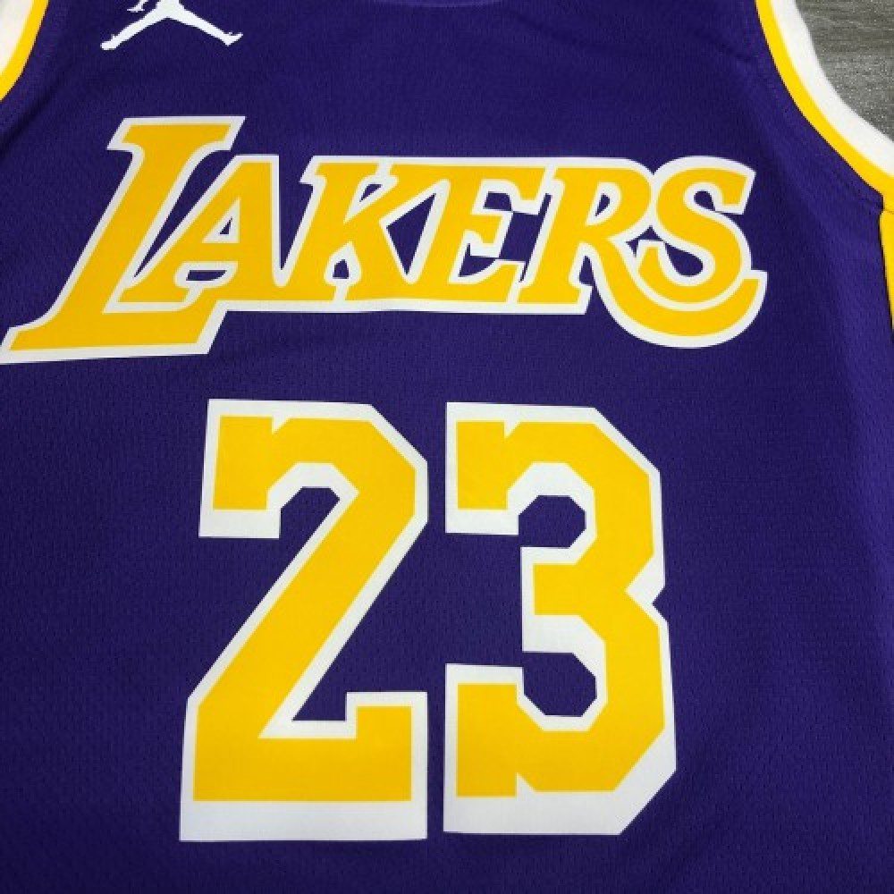Men's Los Angeles Lakers LeBron James #23 Jordan Purple 20/21 Swingman Jersey Statement Edition - view 5
