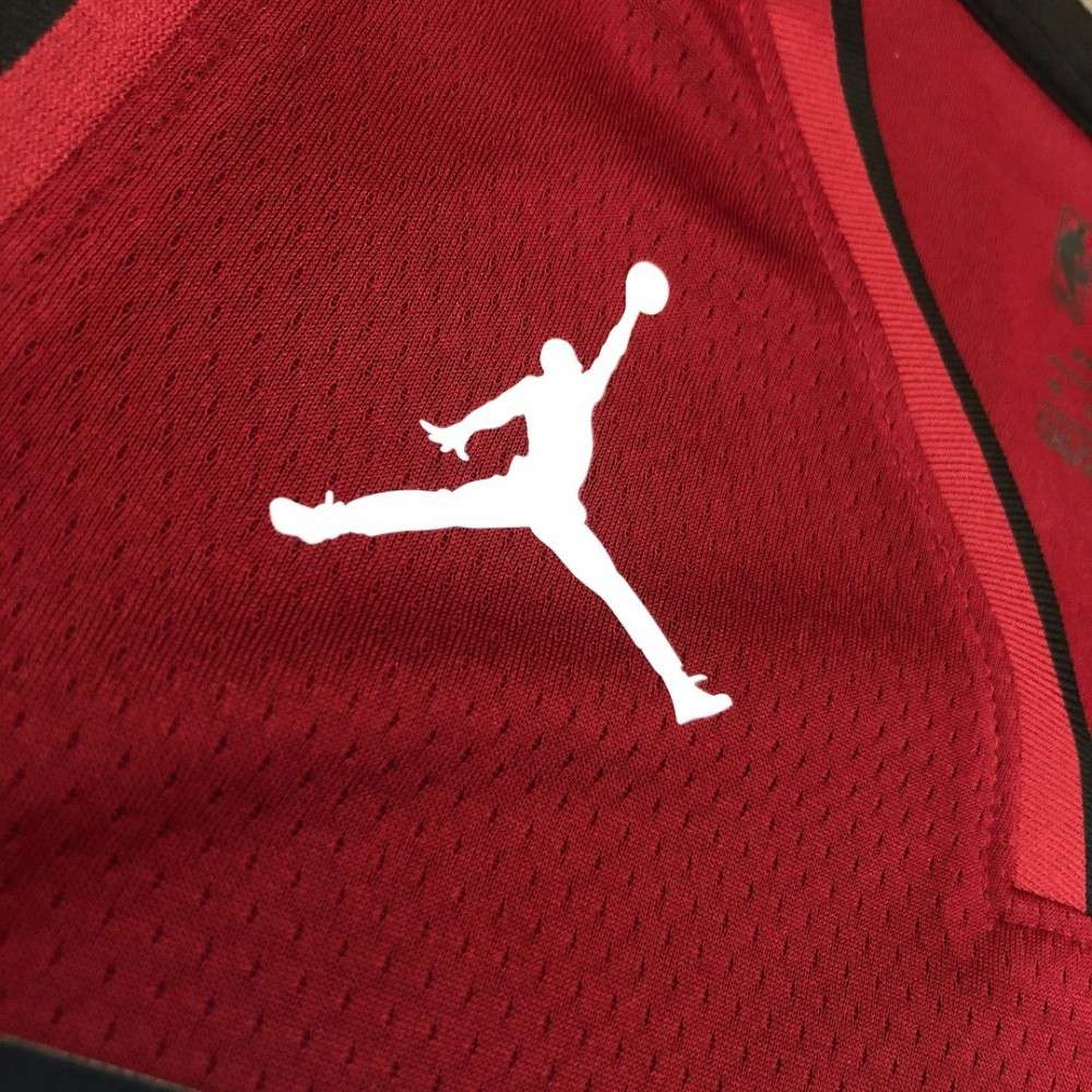 Men's Miami Heat Dwyane Wade #3 Jordan Red 20/21 Swingman Player Jersey Statement Edition - view 4