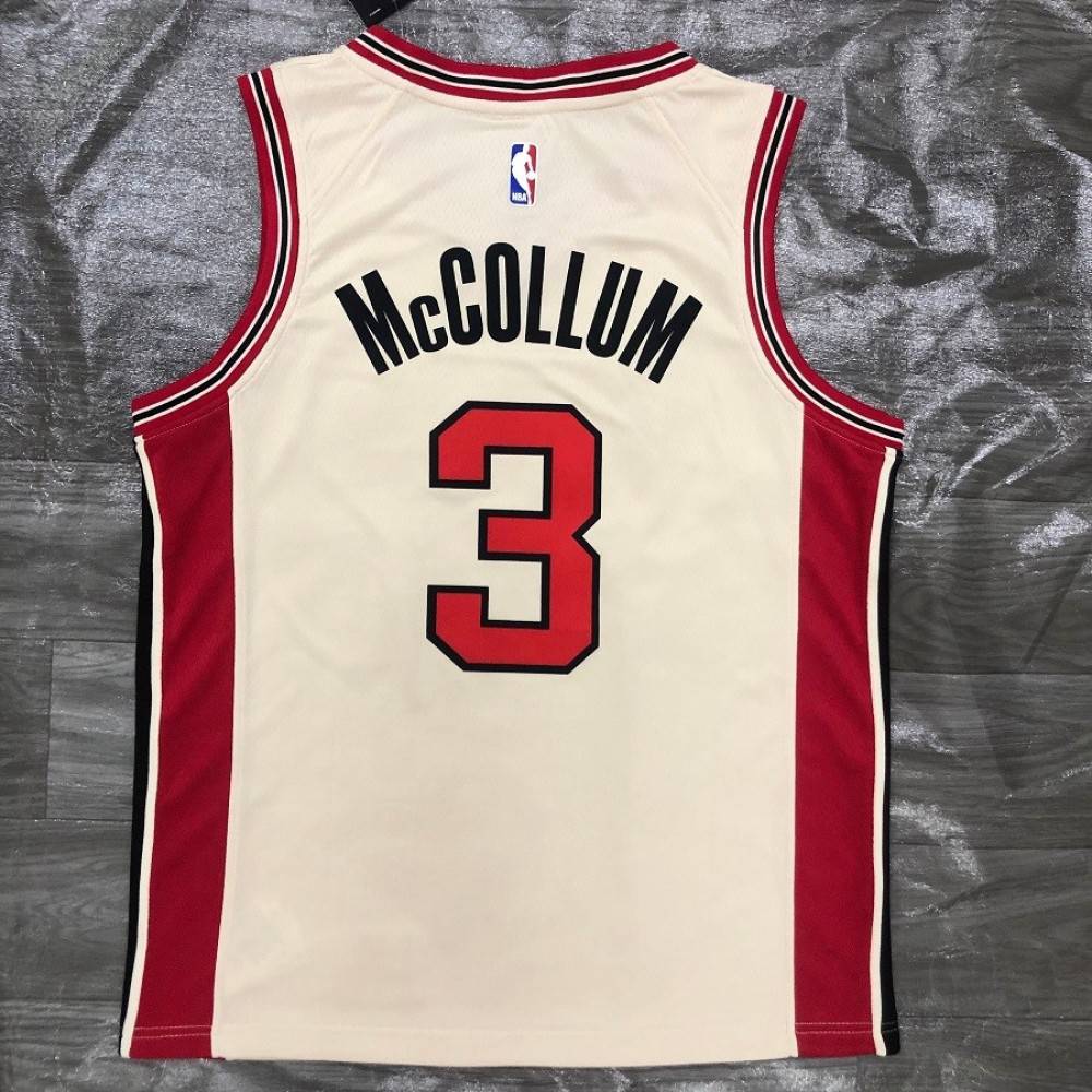 Men's Portland Trail Blazers C.J McCollum Cream 2019/20 Finished Swingman Jersey City Edition - view 4
