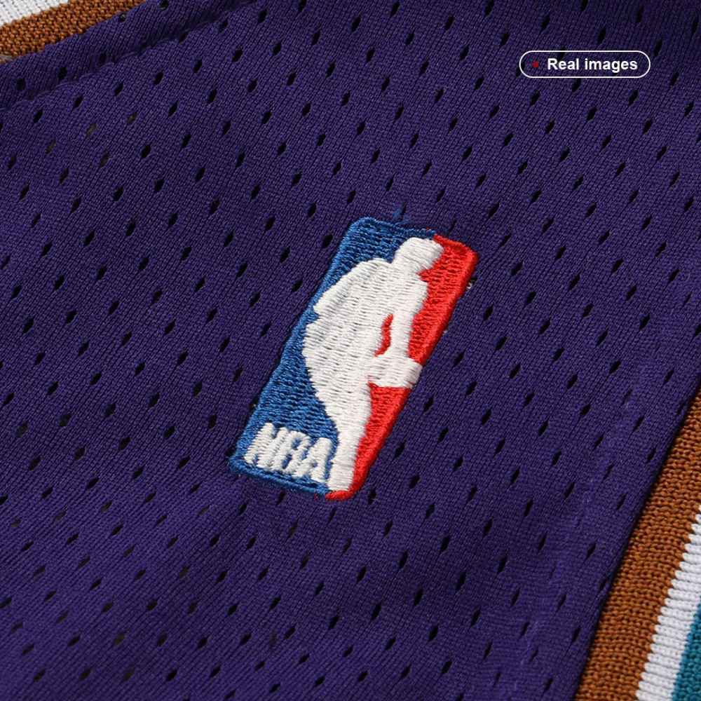 Utah Jazz Karl Malone #32 Purple 1996/97 Swingman NBA Jersey - view 3