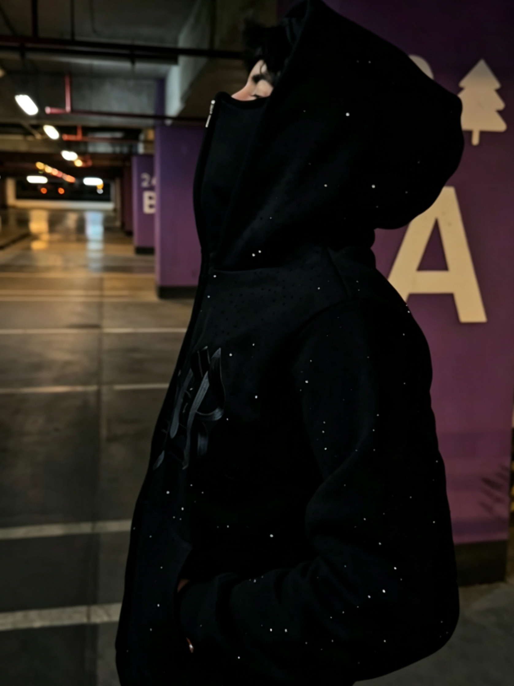 DIAMOND HODDIE | BLACK