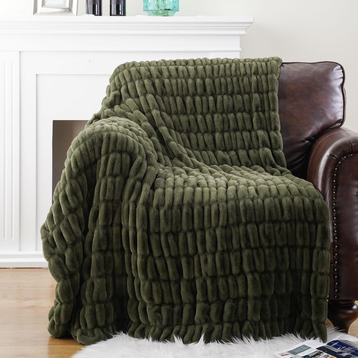 Luxury Faux Fur Throw Blanket for Couch