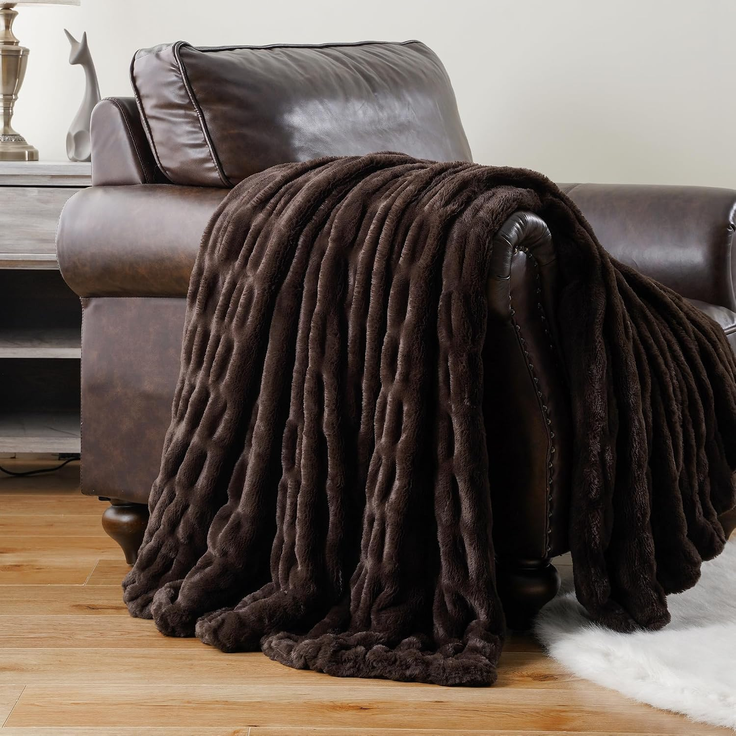 Luxury Faux Fur Throw Blanket for Couch
