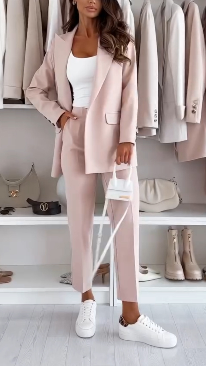 Ladies' Lapel Commuter Suit Set
