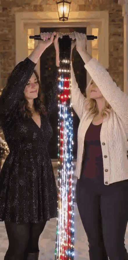 Unfolding the Christmas light curtain