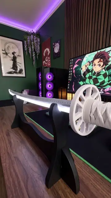 Illuminated mist blade demonstration 1