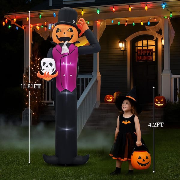 12FT Pumpkin Man size reference