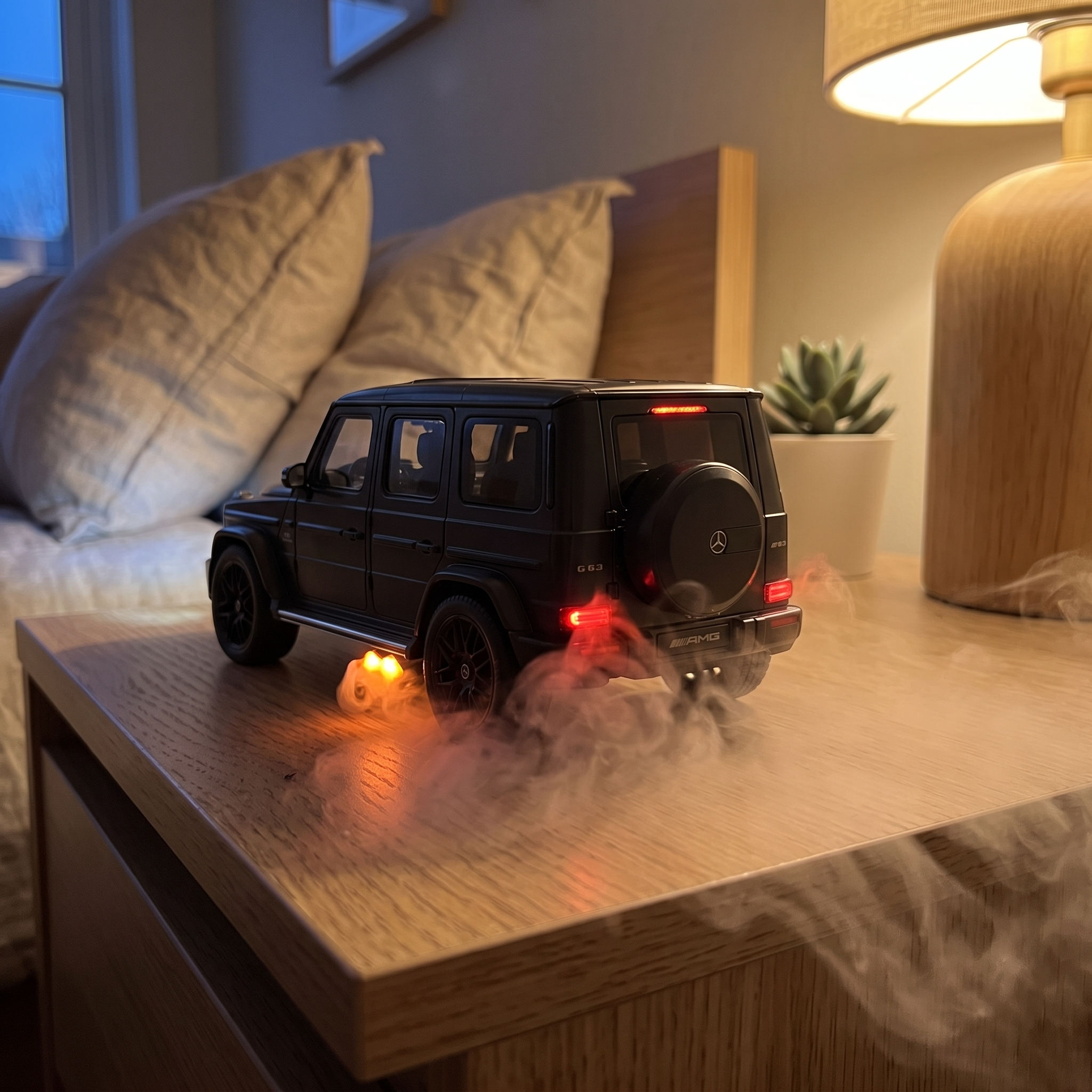 Motor Scent Black G-Wagon desk humidifier