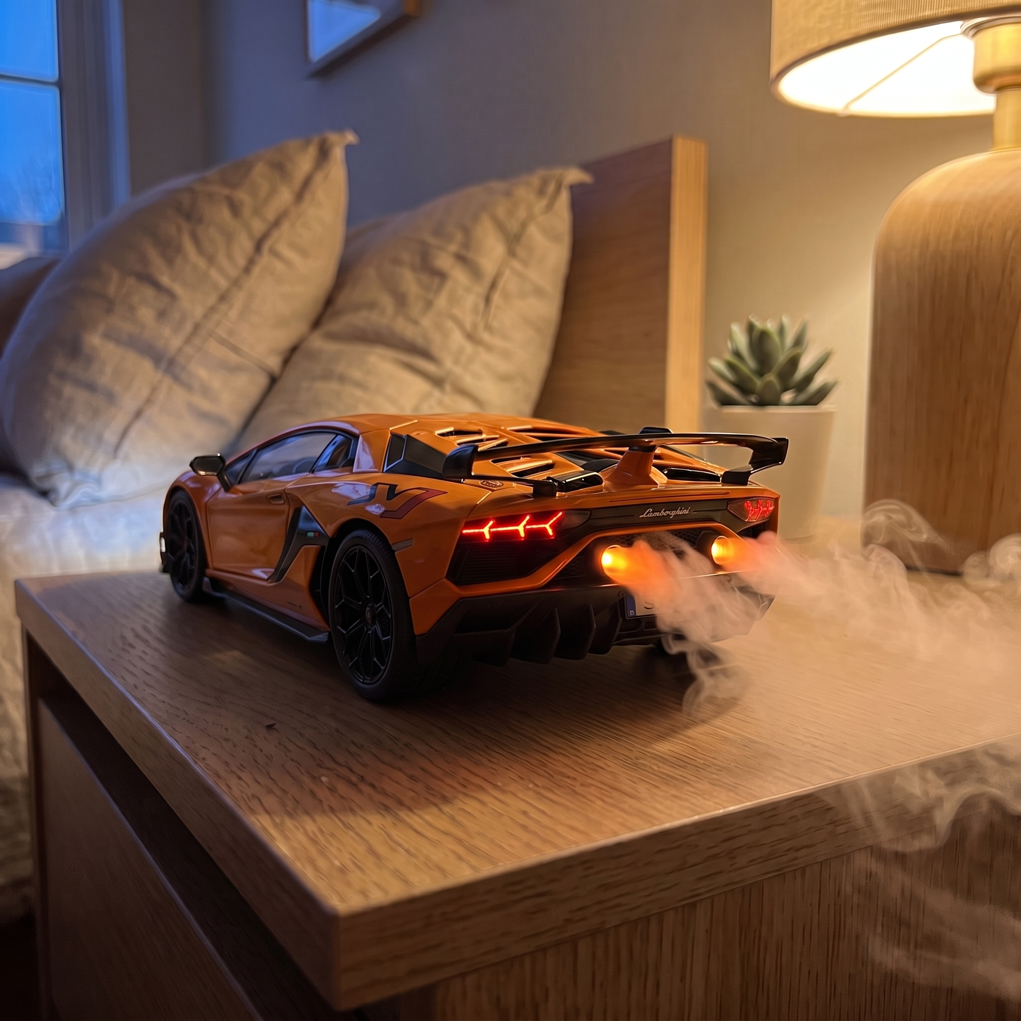 Motor Scent Orange Aventador SVJ desk humidifier