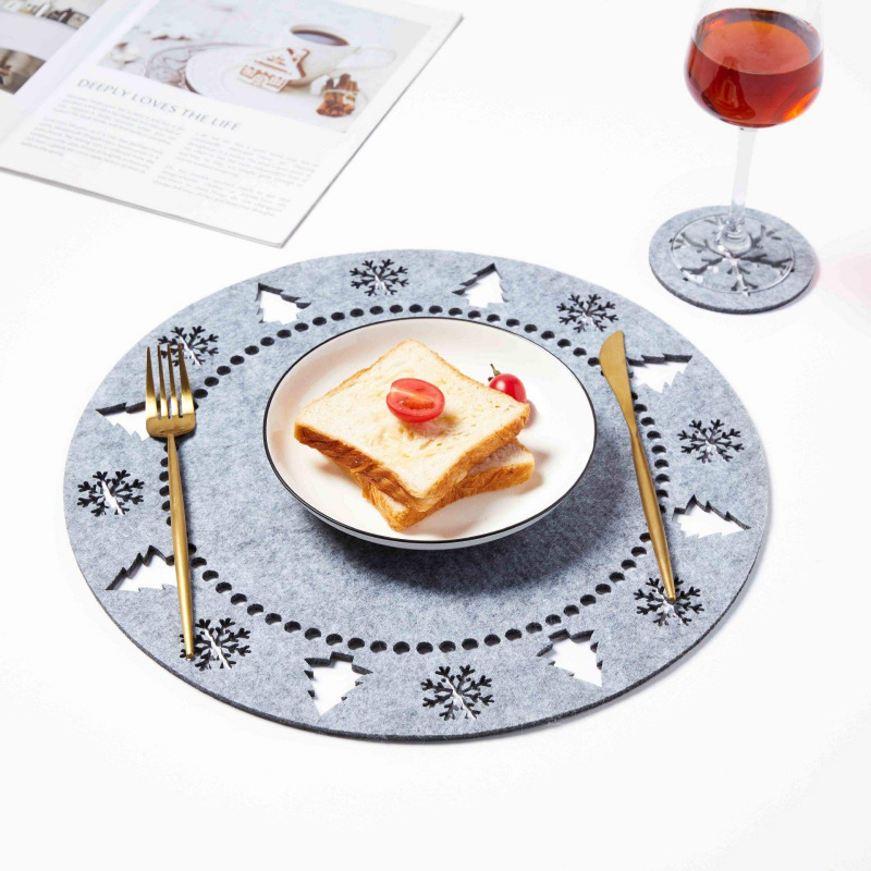 Christmas Felt Placemats – Round Snowflake & Christmas Tree Table Mats for Holiday Dining Decor