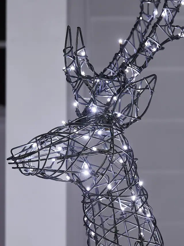 Renne lumineux Harlow en rotin gris 1,4 m avec LED bicolores