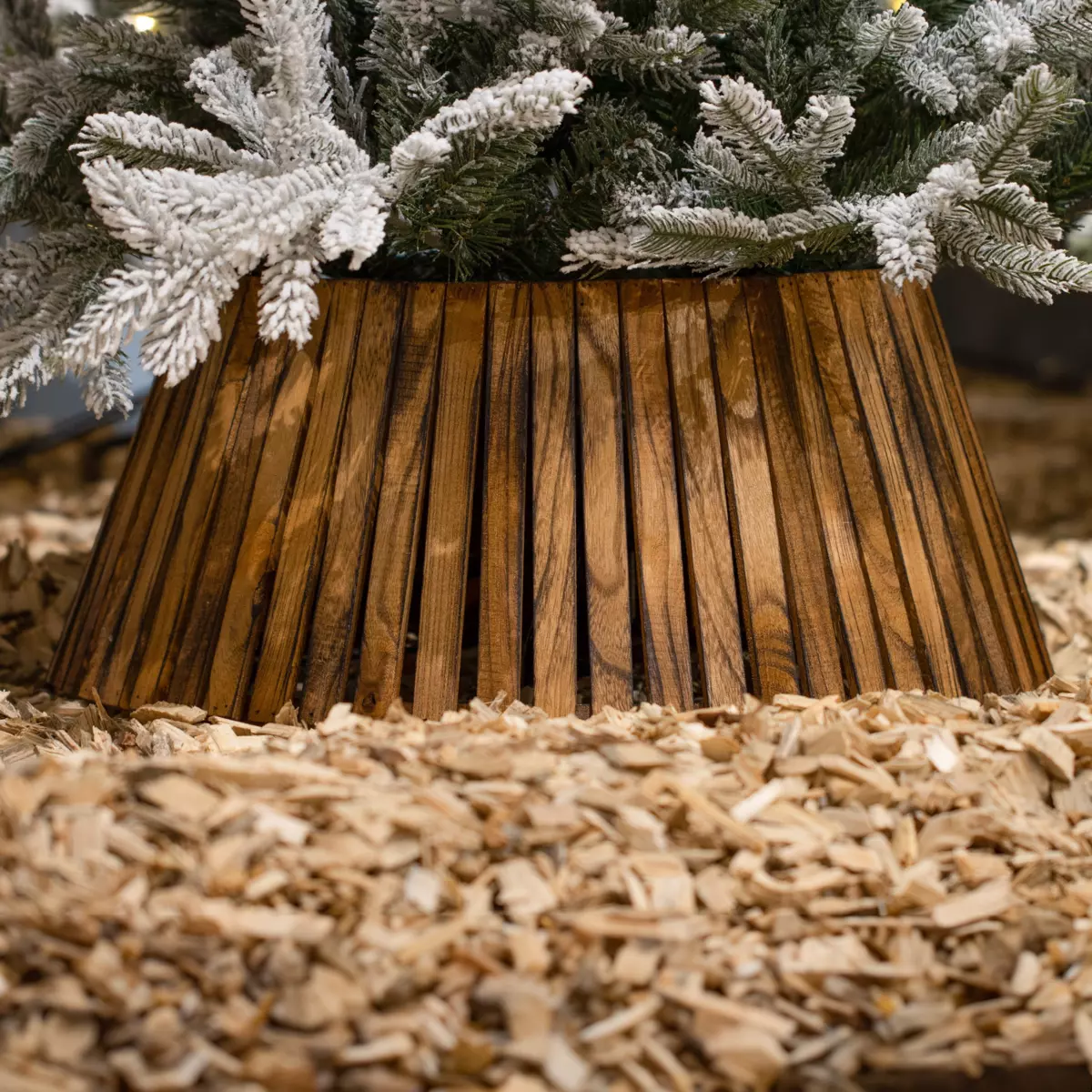Cache-pied de sapin décoratif en bois naturel – 57 cm