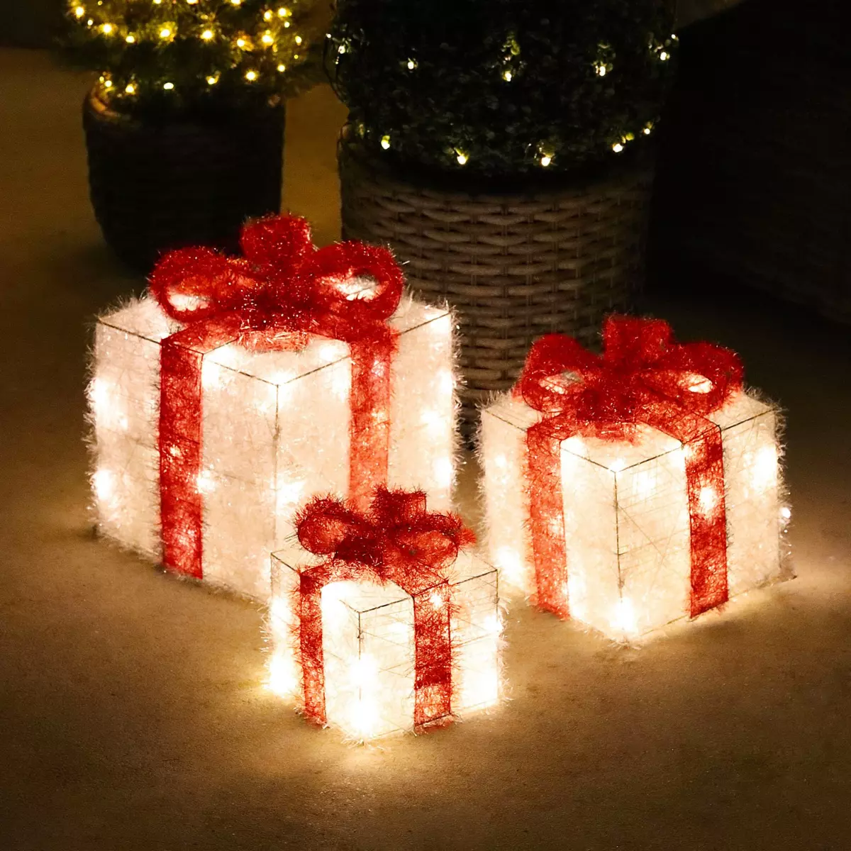 Lot de 3 cadeaux lumineux à piles 65 LED (H30 cm) Ruban Rouge et Blanc chaud