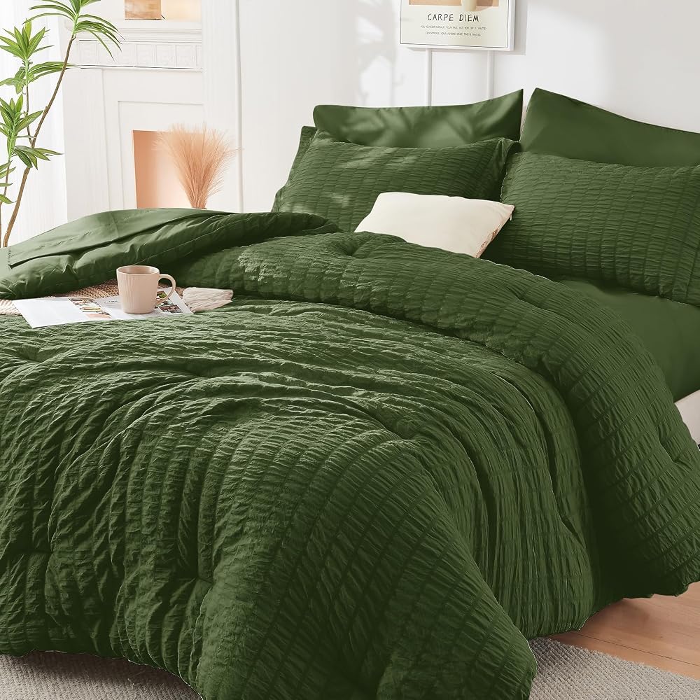 HYMOKEGE Comforter Sets Seersucker 7/5 Pieces, All Season Luxury Bed in a Bag for Bedroom, Bedding Set with Comforters, Sheets, Pillowcases & Shams