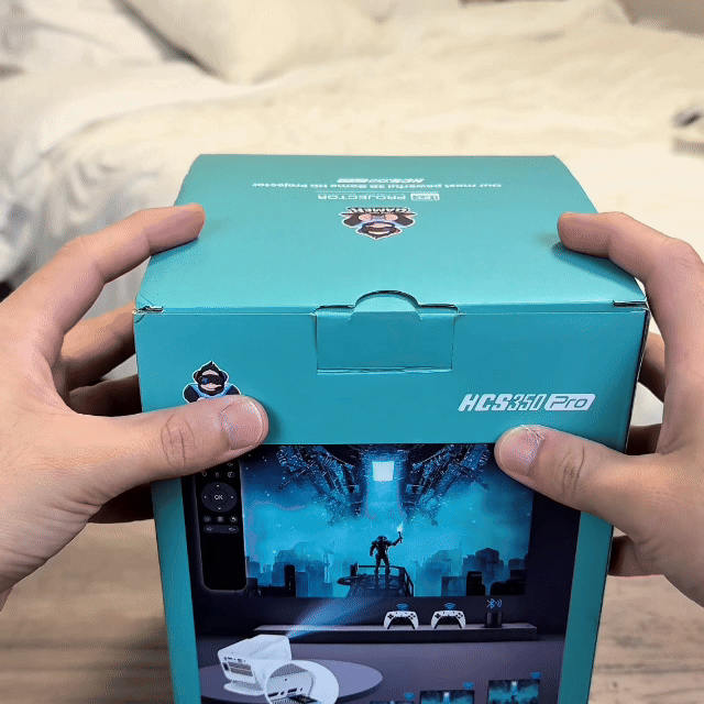 Animated plug-and-play projector setup