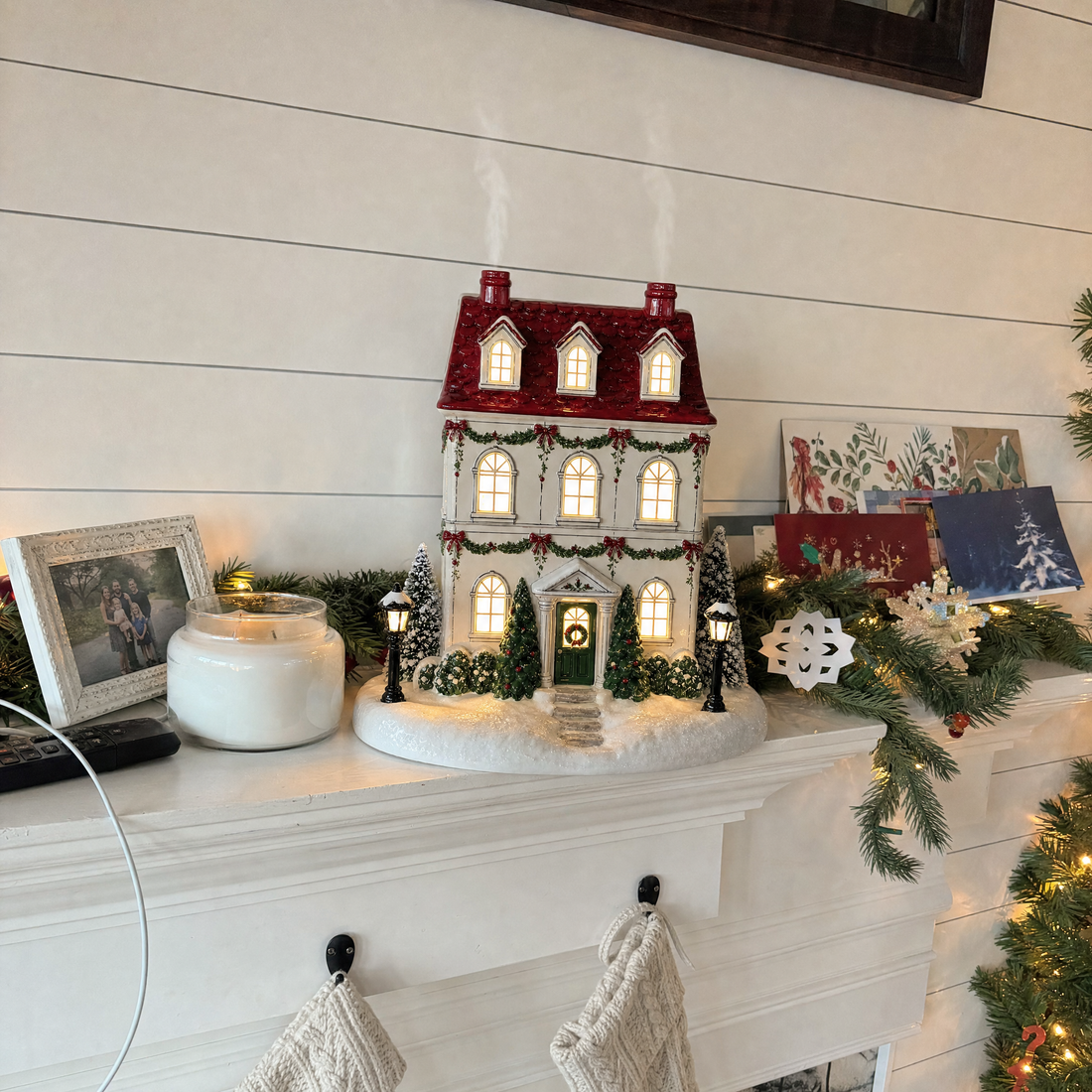 Christmas diffuser customer scene