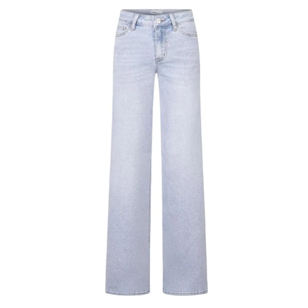 Women’s BBL-Enhancing Wide-Leg Baggy Jeans