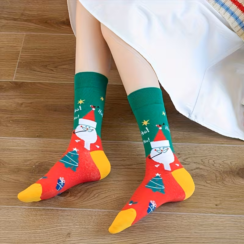 30 pairs of random christmas socks fun reindeer snowflakes santa claus christmas tree gingerbread reindeer warm socks cartoon pattern christmas gift for men and women Product details 5